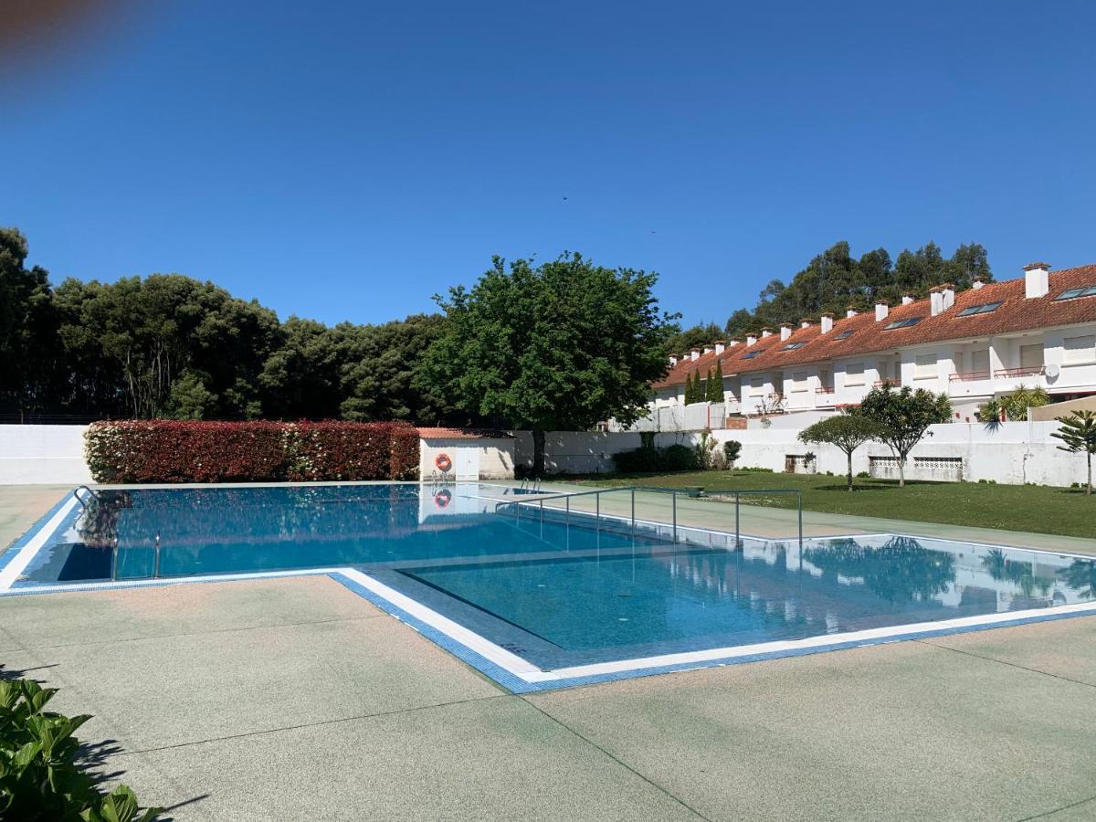 Urbanizacion Con Piscina Arnelas Sanxenxo Exteriér fotografie